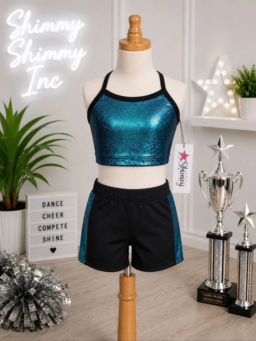 Shimmy Shimmy Inc Turquoise Hologram Dance crop top and short Set NWT Cheer Gym
